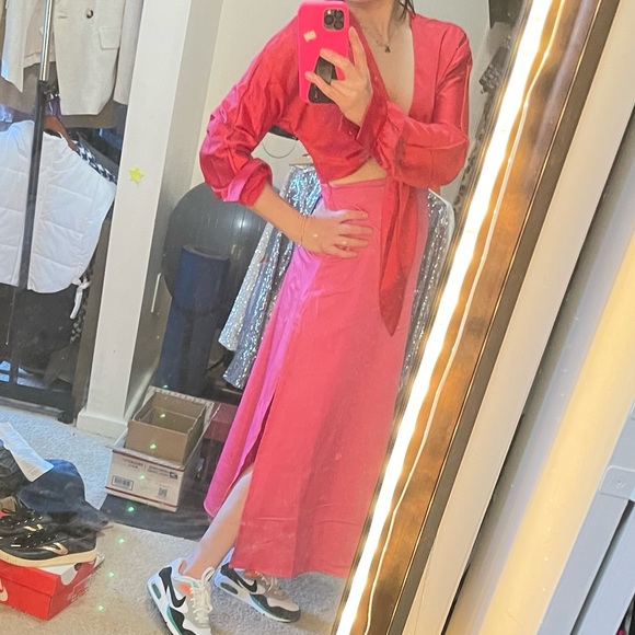 Pink  and red dress nwt size small - Picture 3 of 7